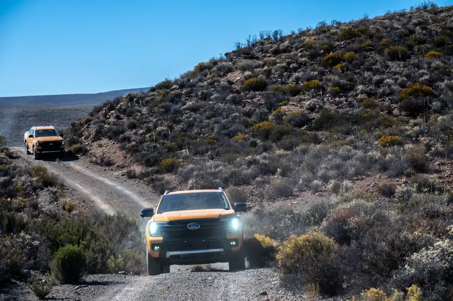 Ford Ford Ranger 2.0D XLT Super Cab HR 4X2 6AT Variant Image