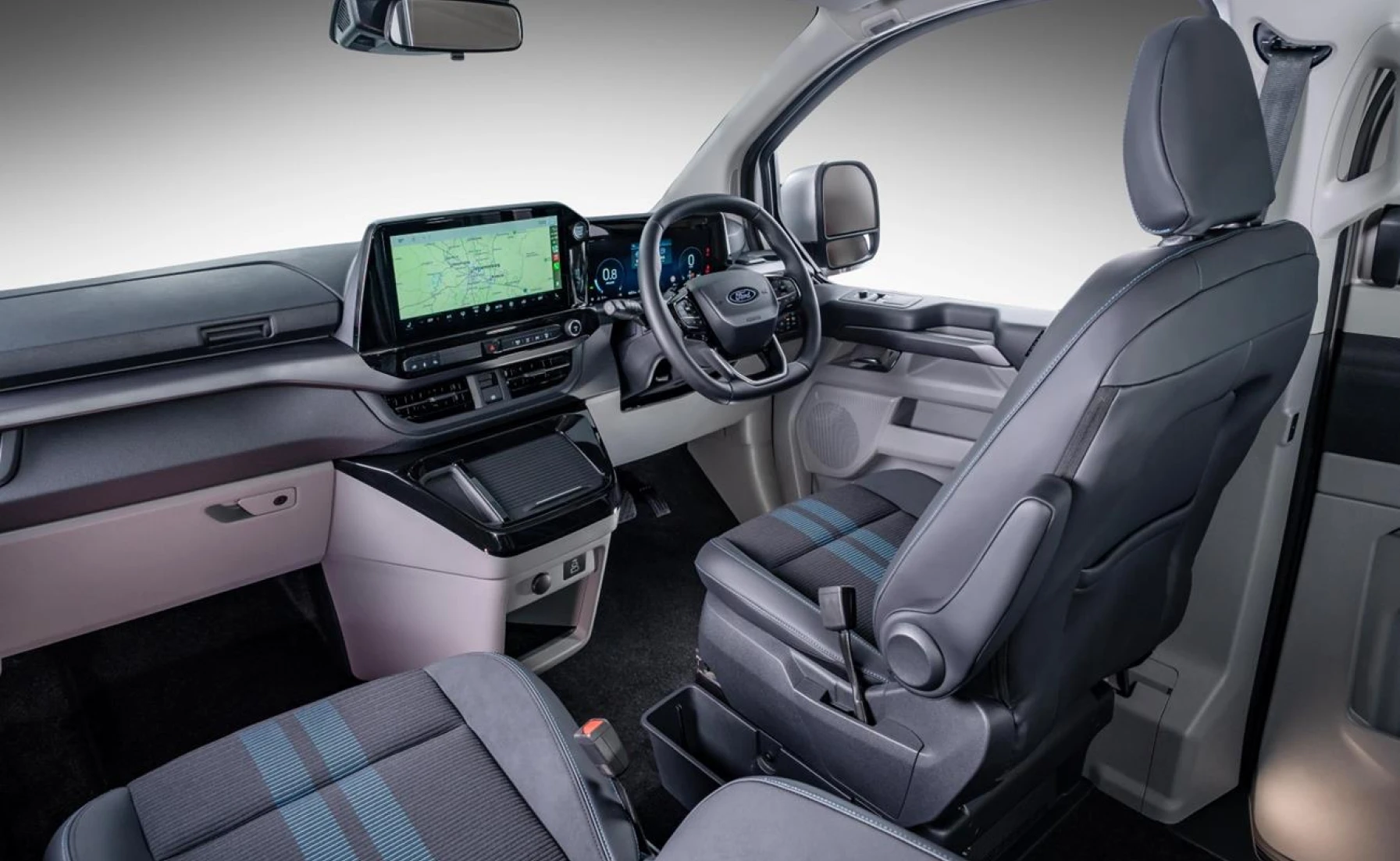 Ford Ford Tourneo Custom 2.0SiT Titanium X 8AT Variant Image