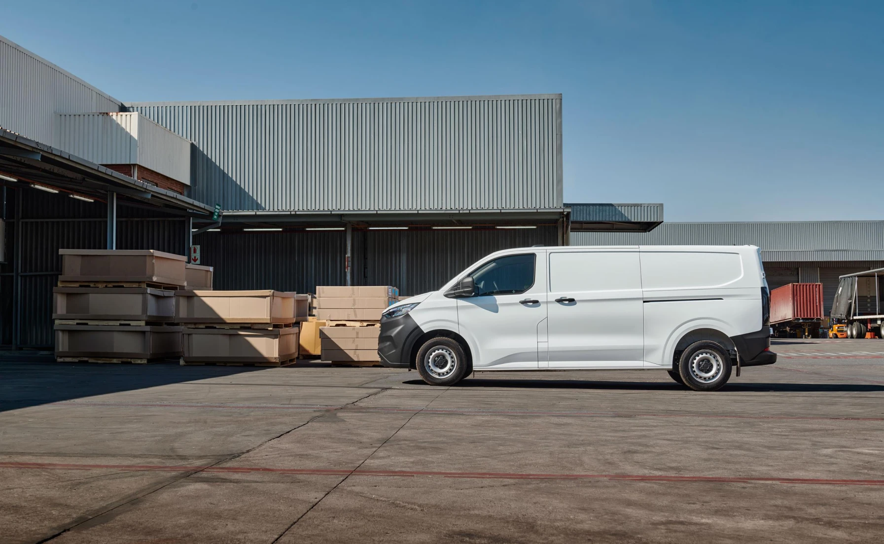 Ford Ford Transit Custom 2.0SiT Sport Panel Van 8AT Variant Image