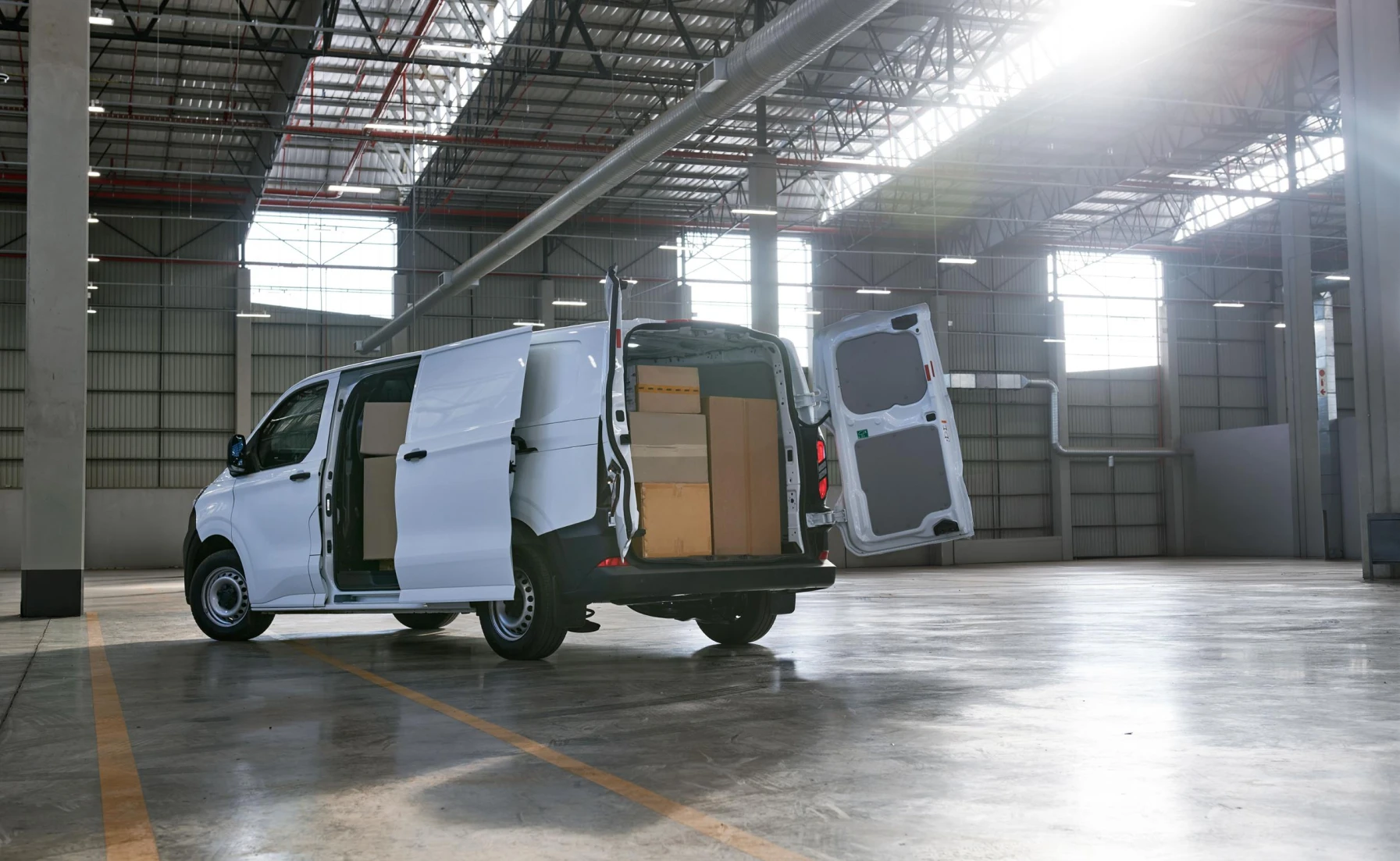 Ford Ford Transit Custom 2.0SiT Sport Panel Van 8AT Variant Image